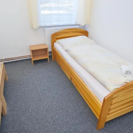 Lesni Zatisi Vojtechov Hotel 3*